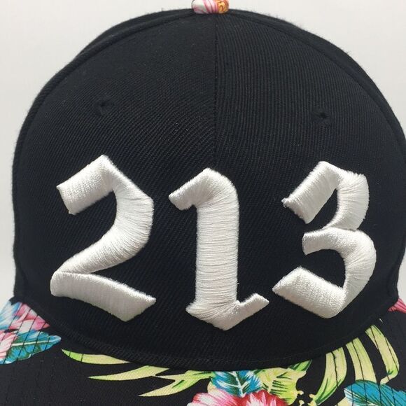 KORE Black and Floral Cap / Hat SnapBack 213 embroidery - Picture 2 of 15